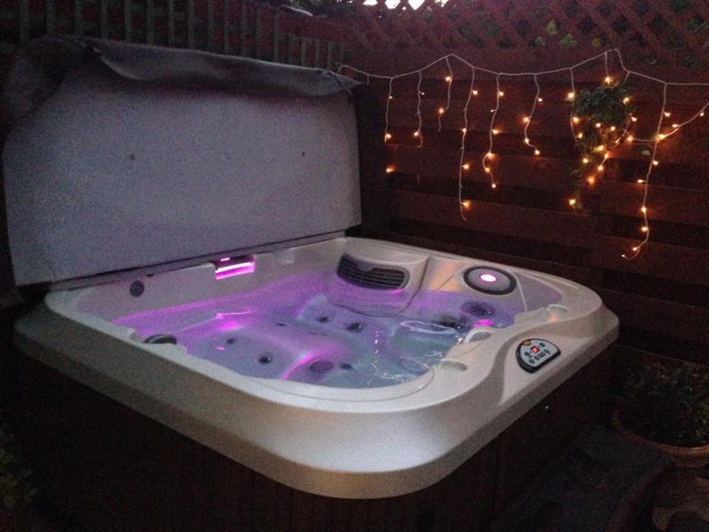Villa The Chapel House & Hot Tub Andreas Exterior foto